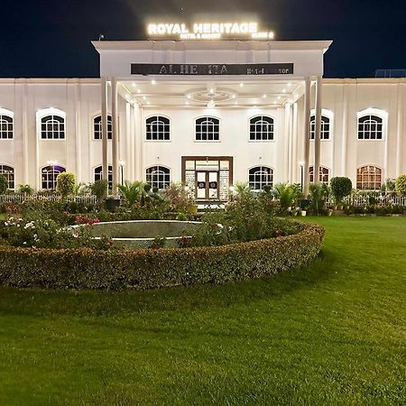 Royal Heritage Hotel & Resort Ayodhya Ngoại thất bức ảnh